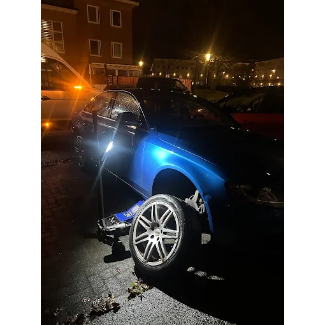 Lekke band auto Delft